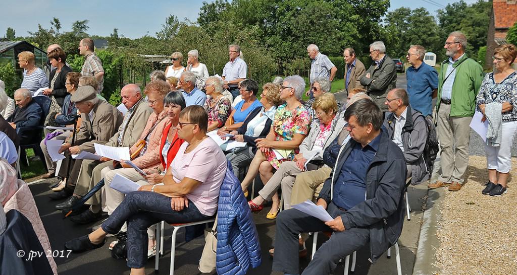 Inzegening Kapelletje in de Dennebosstraat 