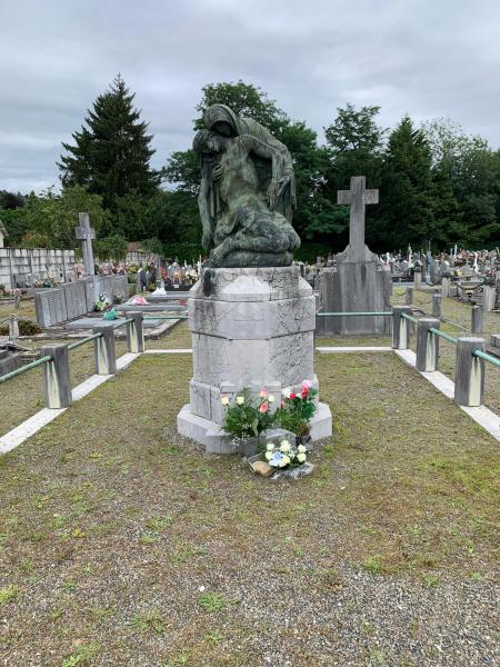 Monument kerkhof Lourdes © Bedevaarten bisdom Gent, foto: Jonathan Beyaert 