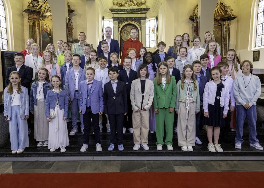 Vormelingen van "De Regenboot" te Zwevezele 