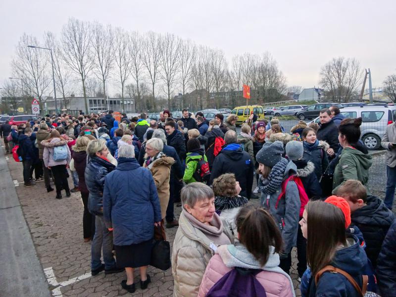 Vormelingen uit groot-Ninove nemen deel aan Bavodag © Dina Van Liedekerke