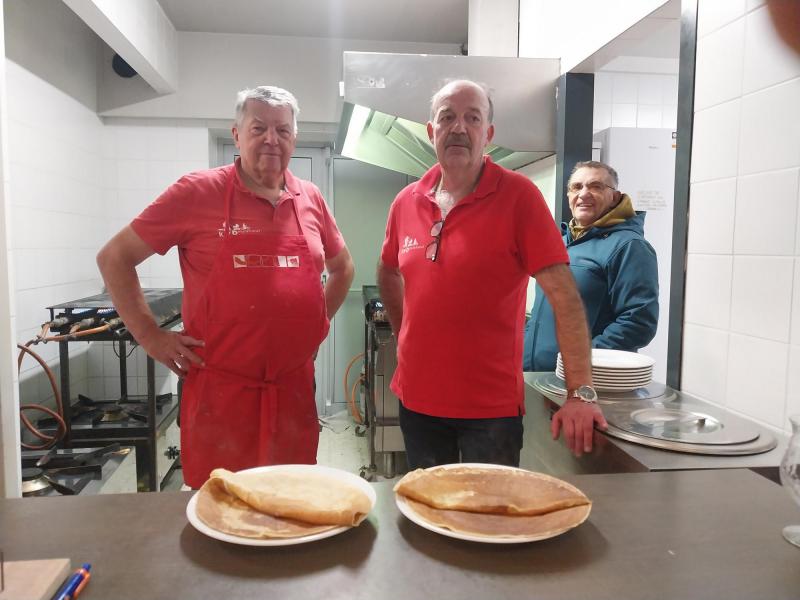 Het bakteam zorgde voor heerlijke pannenkoeken © RvH
