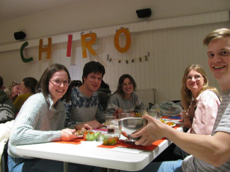 eetfestijn chiro Ommekaar 