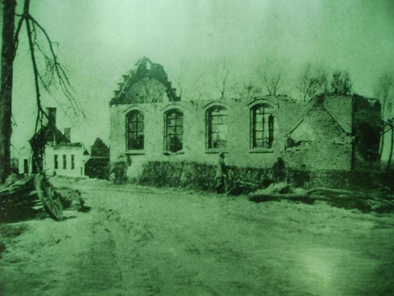 de gebombaardeerde kapel tijdens WOI 