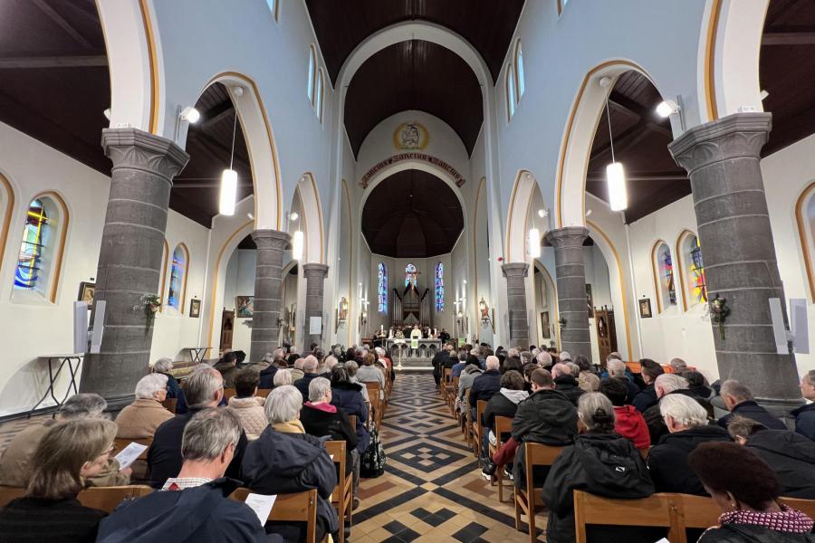 Dankviering in de Sint-Agathakerk voor Pater Dirk De Vis ter gelegenheid van zijn pensionering © Pastorale zone Leuven aan de Dijle
