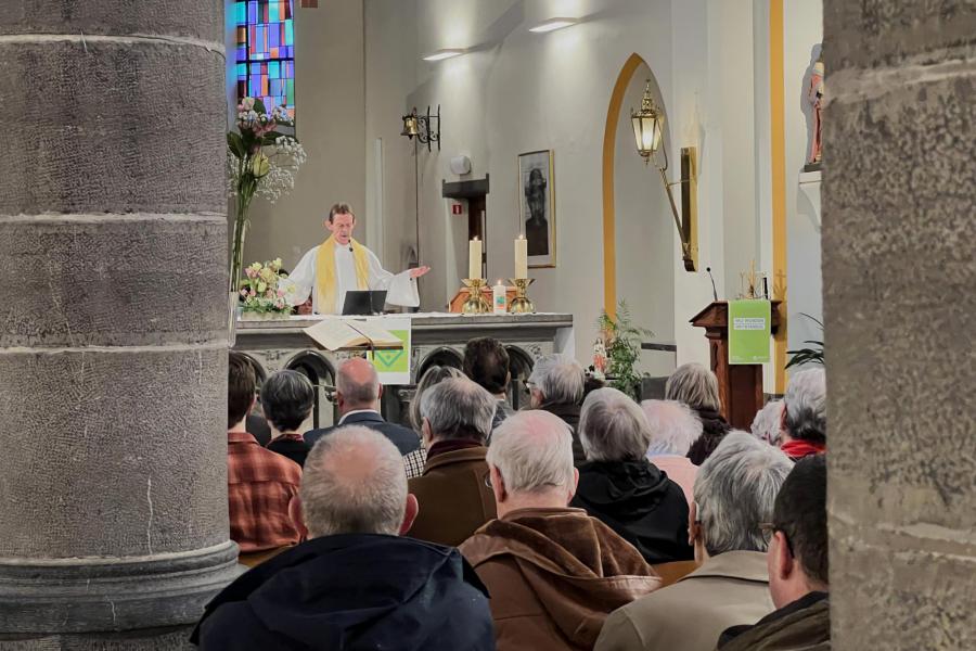 Dankviering in de Sint-Agathakerk voor Pater Dirk De Vis ter gelegenheid van zijn pensionering © Pastorale zone Leuven aan de Dijle