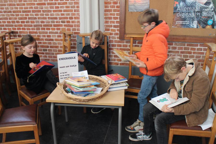 Kerkverkenning van de eerste communicanten © RvH