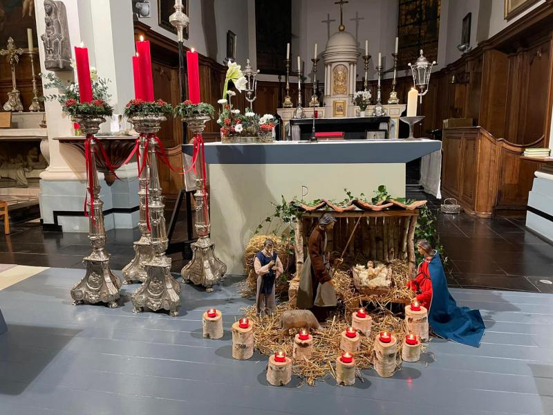 Kerststal in de kerk van Okegem © Alexander Vandaele