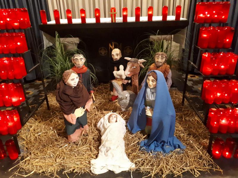 Kerststal in de kapel van Bevingen © Gisèle Remory