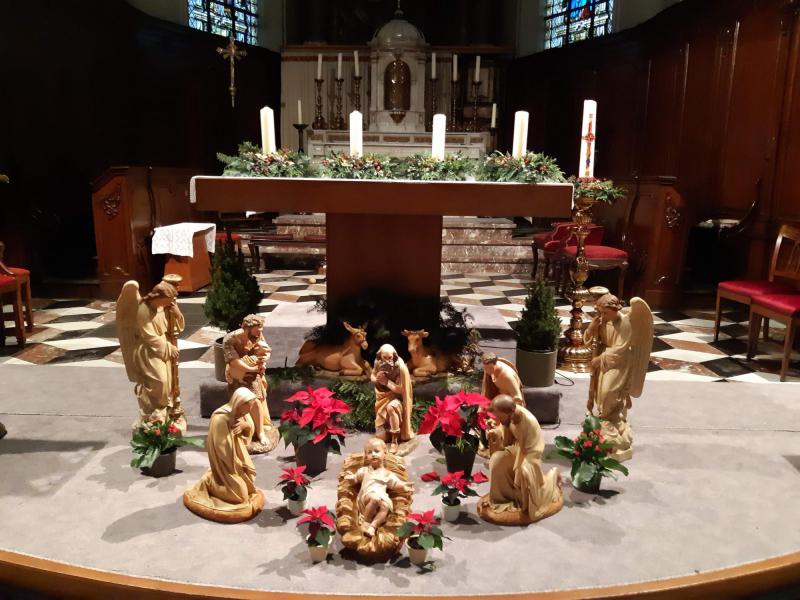 Kerststal in de kerk van Aspelare © Lieve Torrekens