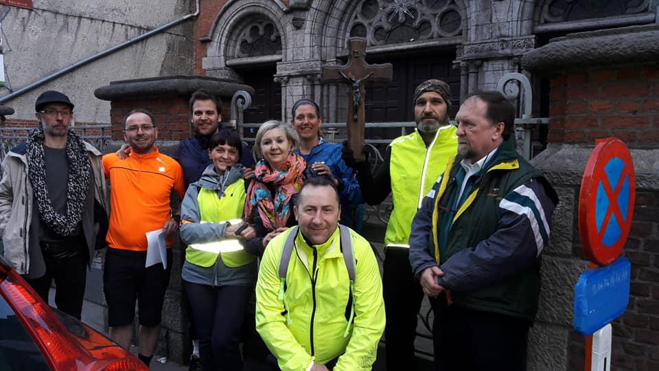 Kruiswegrun statie bij Heilig-Hartkerk 