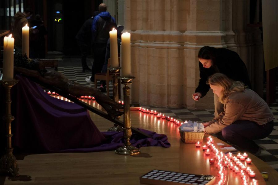 Light a Candle © Pastorale Zone Leuven aan de Dijle