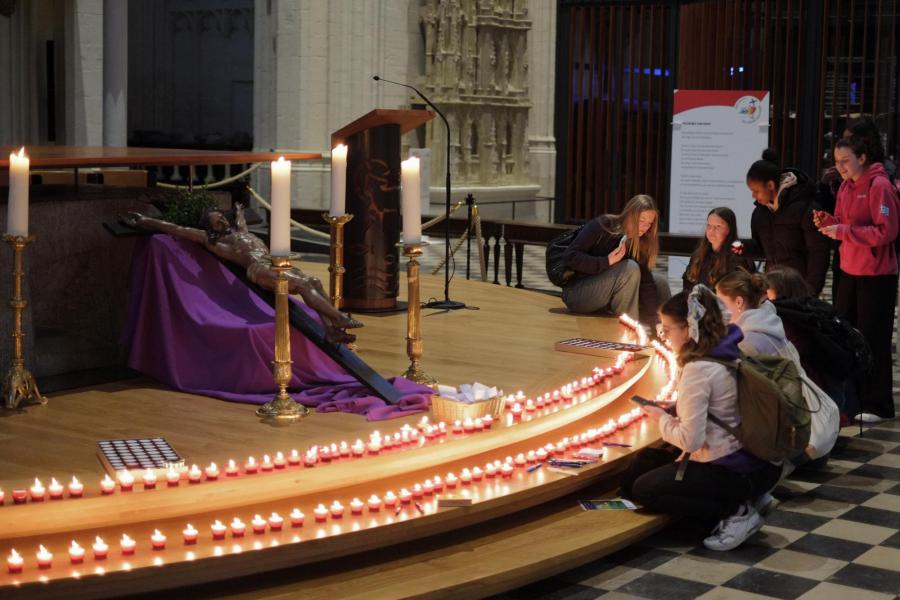 Light a Candle © Pastorale Zone Leuven aan de Dijle
