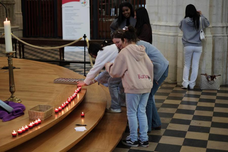 Light a Candle © Pastorale Zone Leuven aan de Dijle