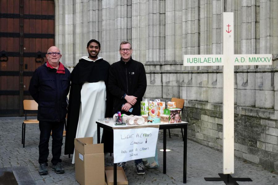 Light a Candle © Pastorale Zone Leuven aan de Dijle