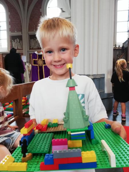 Zij bouwen de kerk van de toekomst © RvH