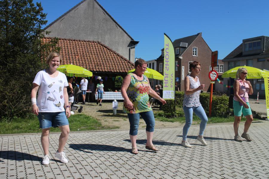 Line dansen met K.V.L.V. © RvH