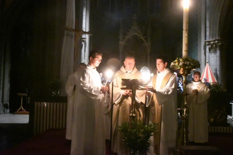 Paaswake: lofzang op de paaskaars © Thierry Christiaens