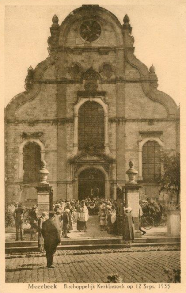 Bisschoppelijk kerkbezoek op 12 september 1935. 