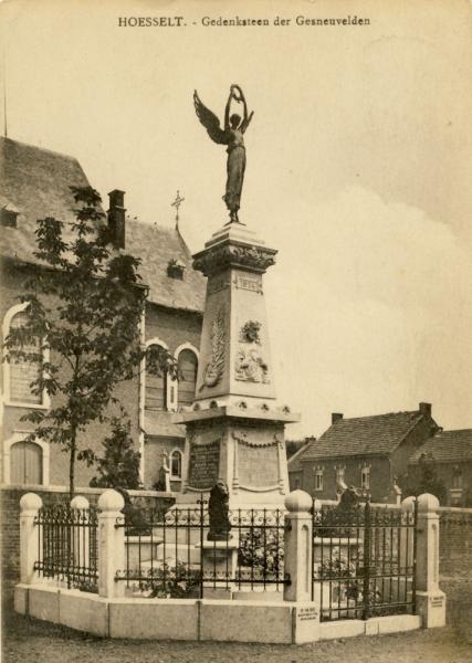 monument gesneuvelden  © gemeente Hoeselt