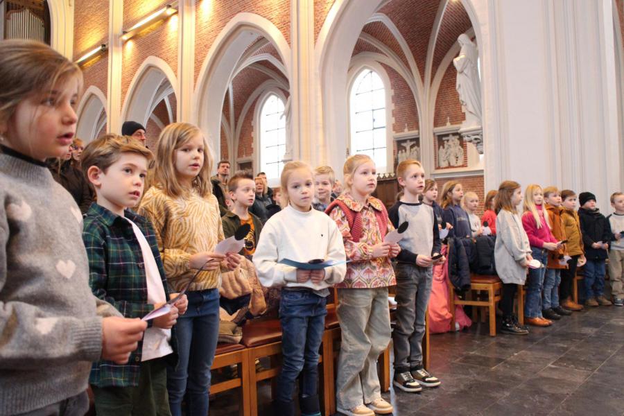 Naamopgave van de eerste communicanten © RvH