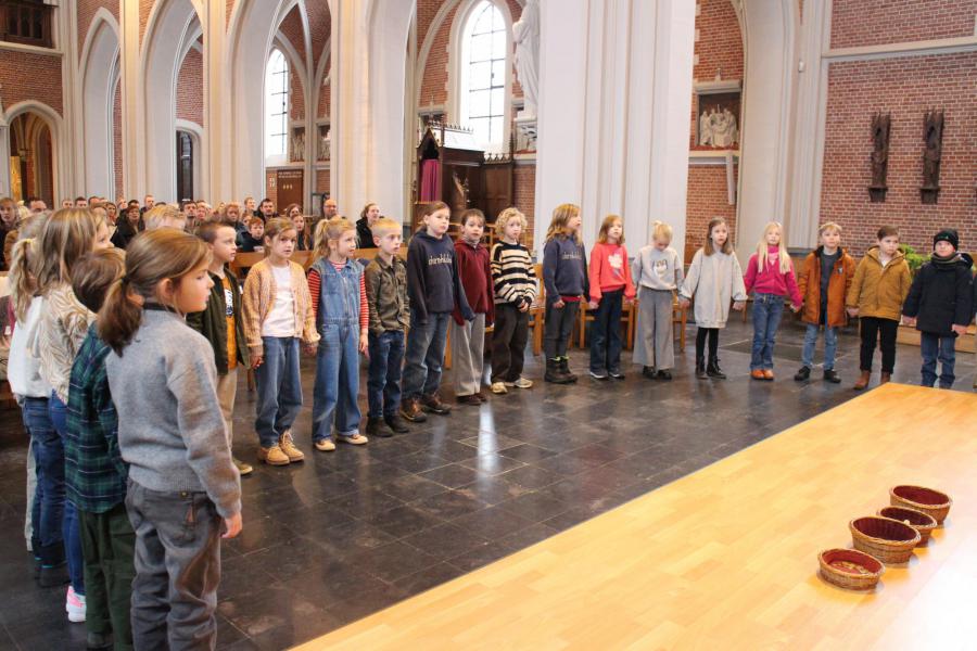 Naamopgave van de eerste communicanten © RvH