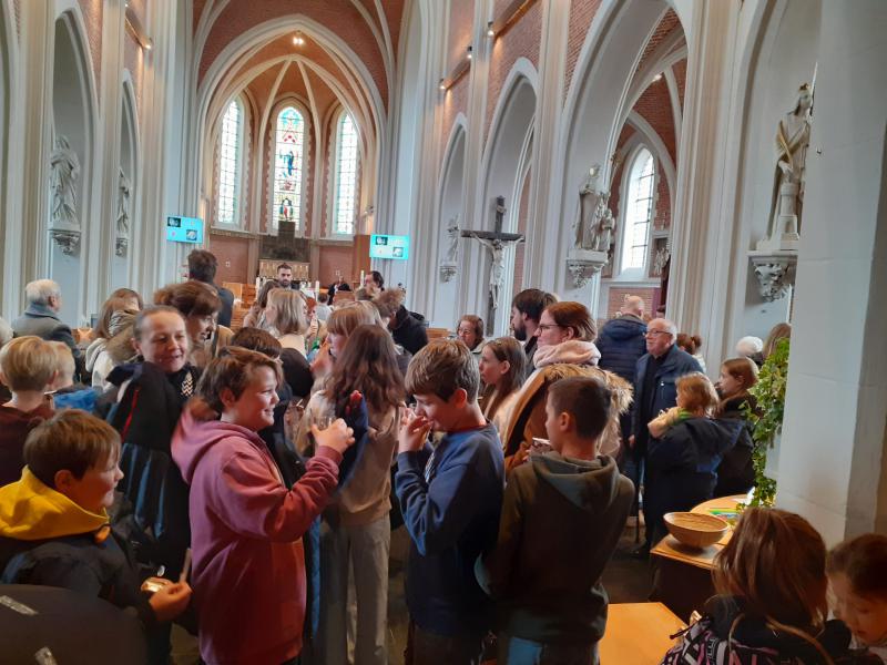 Na de viering is het nog even nagenieten © RvH
