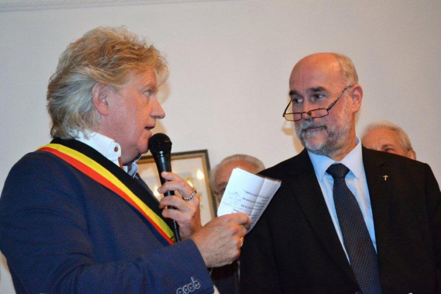 E.H. pastoor Van Steen en burgemeester Lippens © Kerk Stekene en Sint-Gillis-Waas