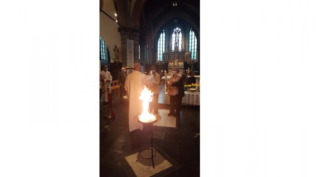 Paaskaars Meerdonk © Parochie Heilige Helena