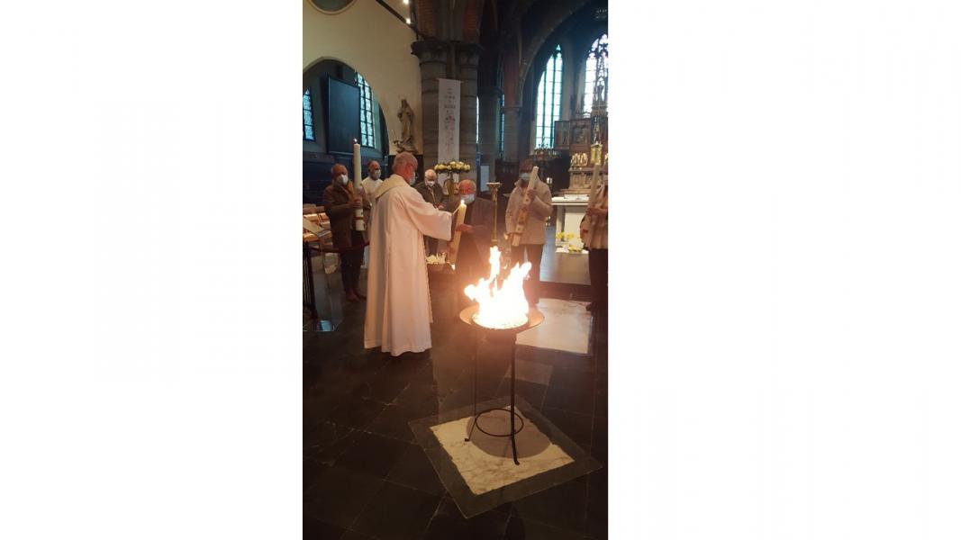 Paaskaars Sint-Pauwels © Parochie Heilige Helena