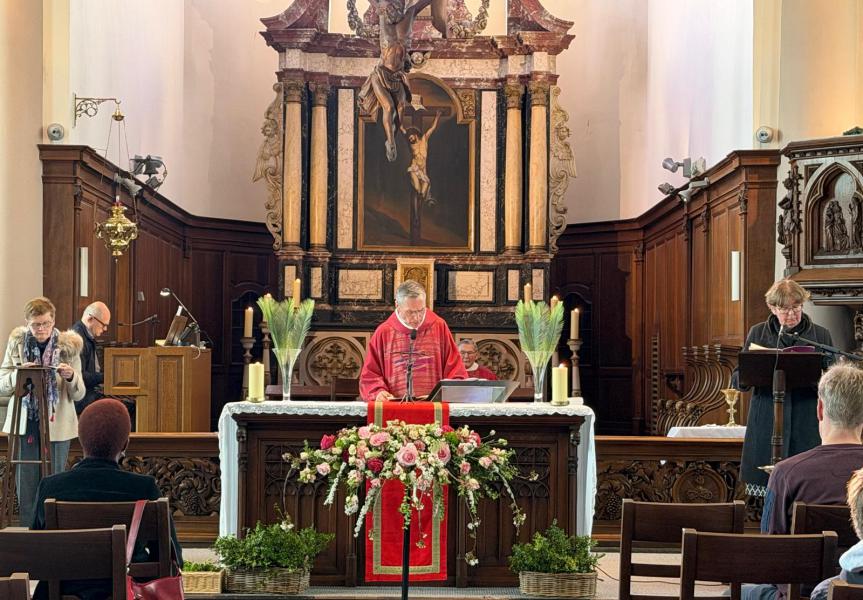 We horen Jezus' lijdensverhaal. 