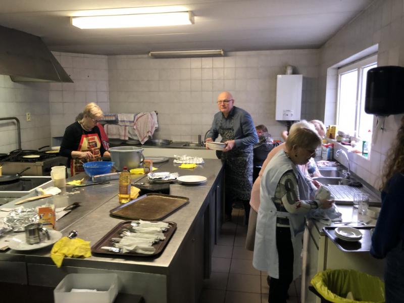 Pannenkoekenfestijn ten voordele van de beide kerken van Appelterre-Eichem © Alexander Vandaele