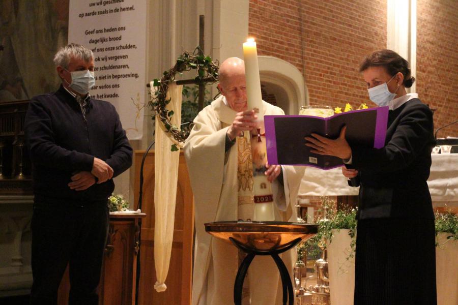 Wijding van het doopwater © RvH