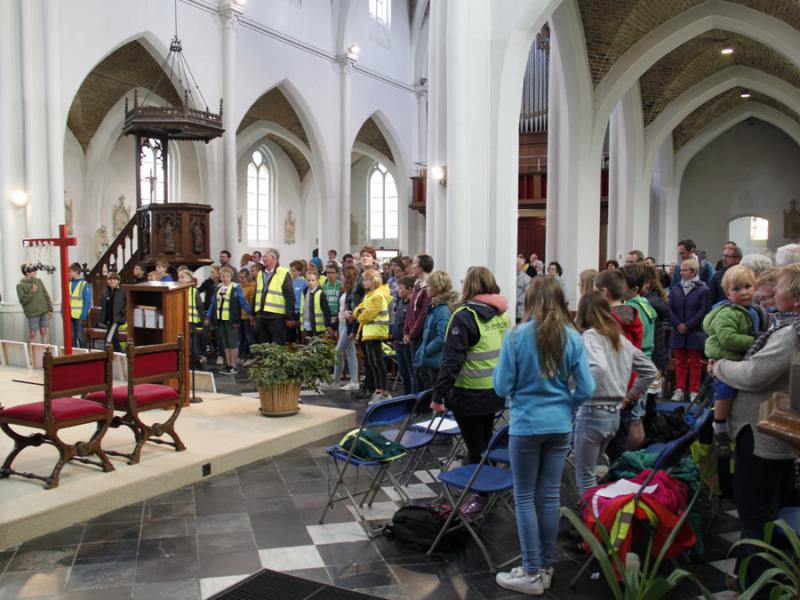 Vormselvoorbereiding  in de St Willibrorduskerk in Wulpen 