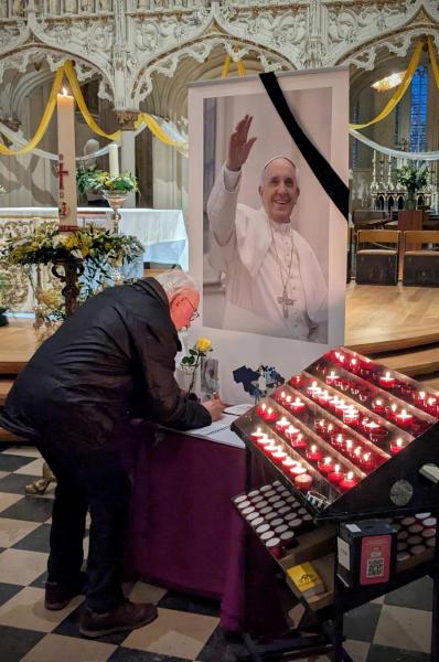 Requiem voor Paus Franciscus © Pastorale zone Leuven aan de Dijle