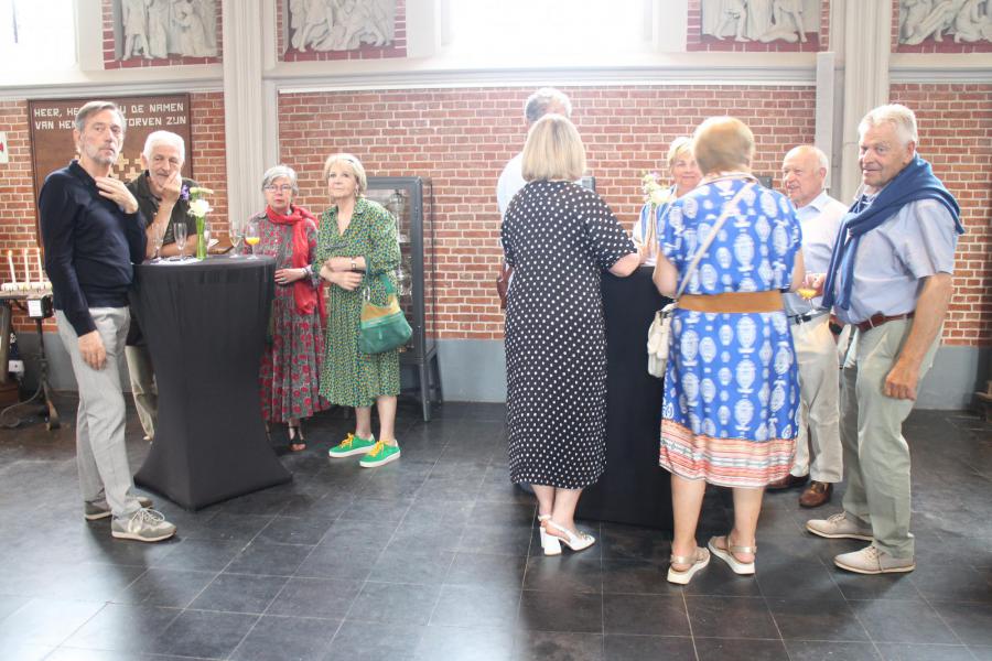 Lekker nagenieten © RvH