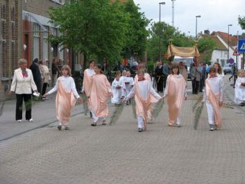 sacramentsprocessie Zuienkerke 