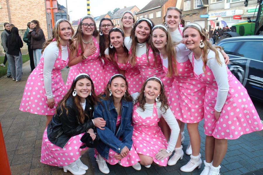 De Chiro-meisjes on tour © RvH