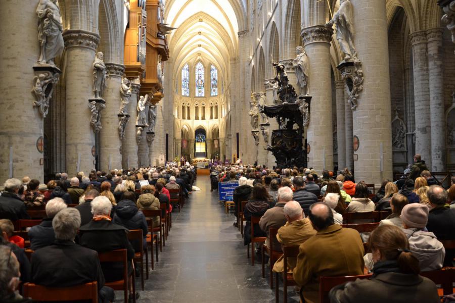 Mis voor de vrede. Zondag 13 maart 2022. Kathedraal Brussel © Jeroen Moens
