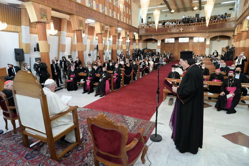 De Syrisch-katholieke patriarch vroeg de zaligverklaring van de 48 martelaars, die in de kerk werden vermoord. © Vatican Media