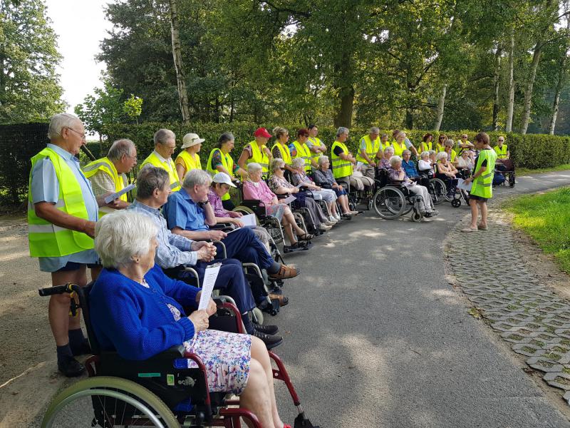 Elkaar gastvrij ontmoeten in WZC Sint Barbara © Ria Ruelens