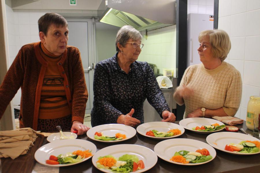 De borden wachten om te verhuizen © RvH