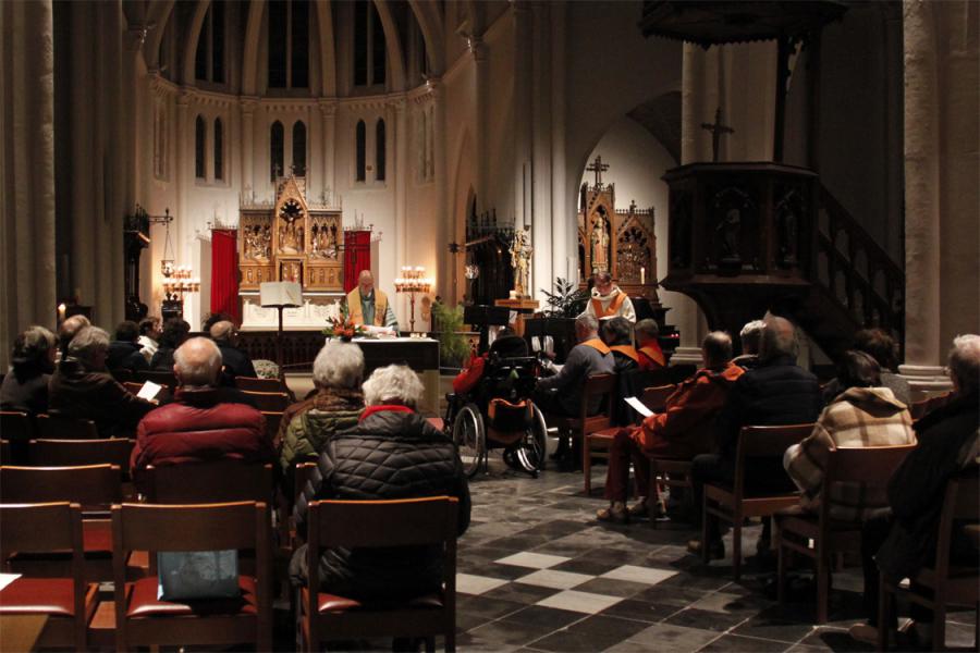 Sint-Willibrordusviering 16 november Wulpen © R.M.