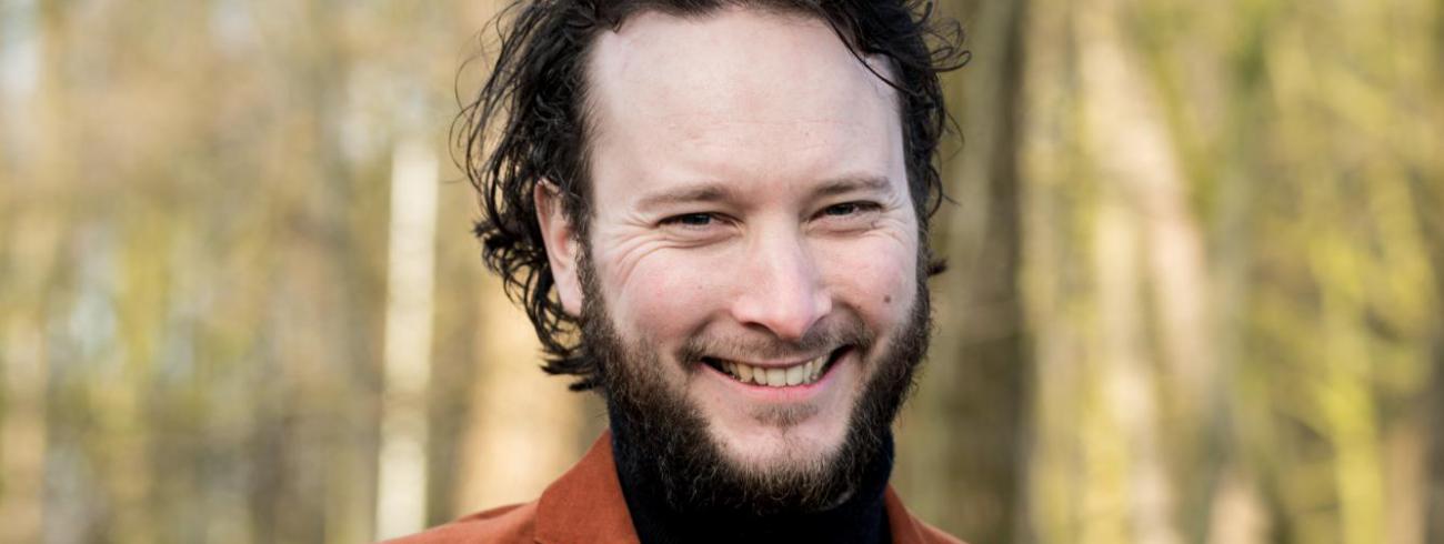 “De ignatiaanse spiritualiteit biedt mij een goed handvat voor een concrete manier van bidden”,  getuigt Rick Timmermans. “Het uitgangsprincipe is dat God naar ons toekomt.  Hij wil relatie met ons, het draait om interactie.” © Ignis Webmagazine