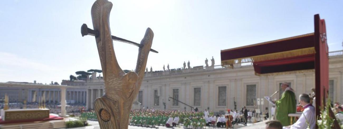 Paus Franciscus opent de bisschoppensynode over jongeren, geloof en roeping © VaticanMedia
