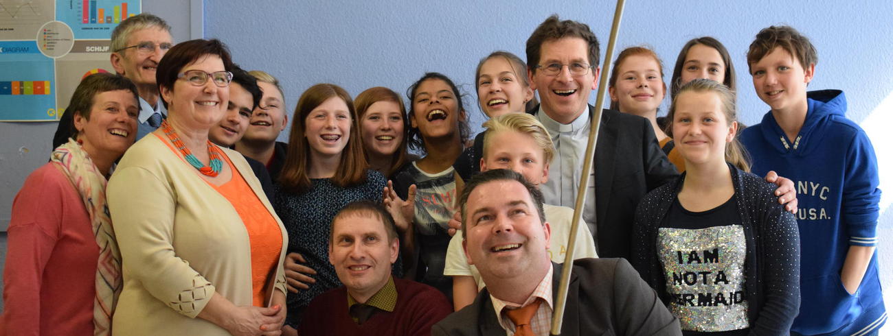 een selfie met de leerlingenraad van middenschool Spes Nostra in Zedelgem 