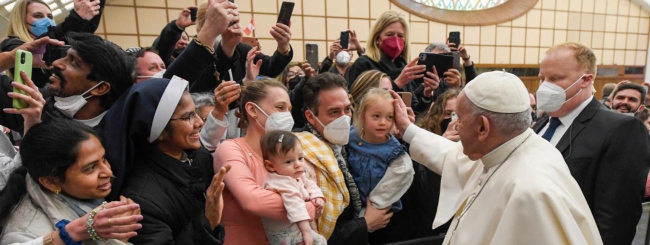 Paus Franciscus tijdens de algemene audiëntie van woensdag 16 maart 2022 © VaticanMedia