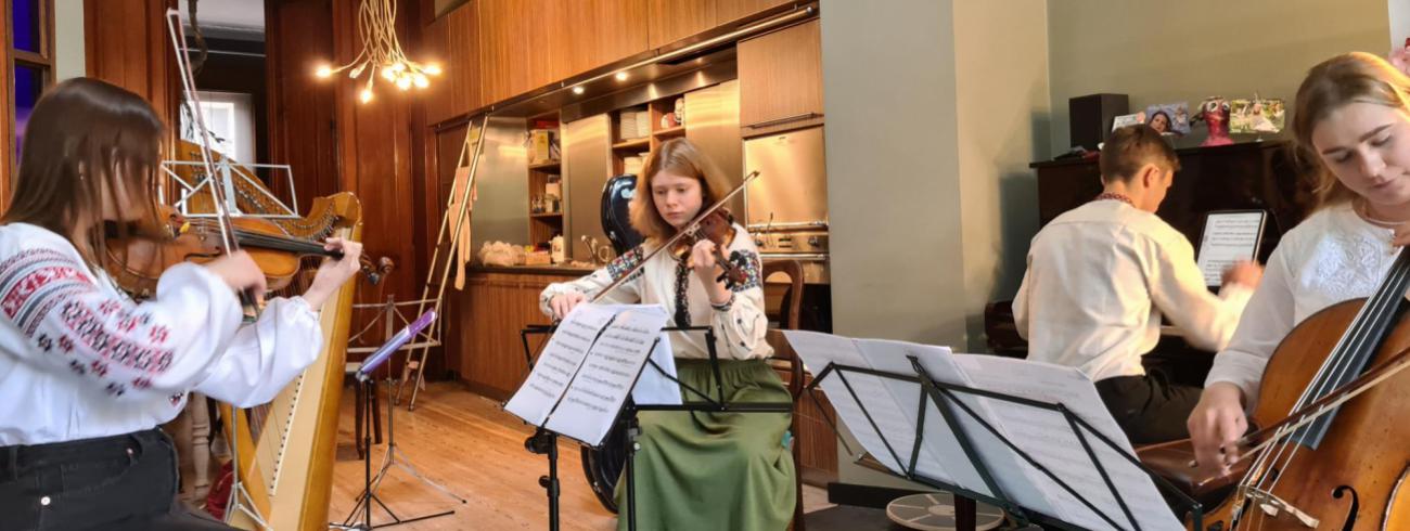 Oekraïense muziek bij het bezoek van Kardinaal De Kesel ©  Dienst Communicatie aartsbisdom Mechelen-Brussel