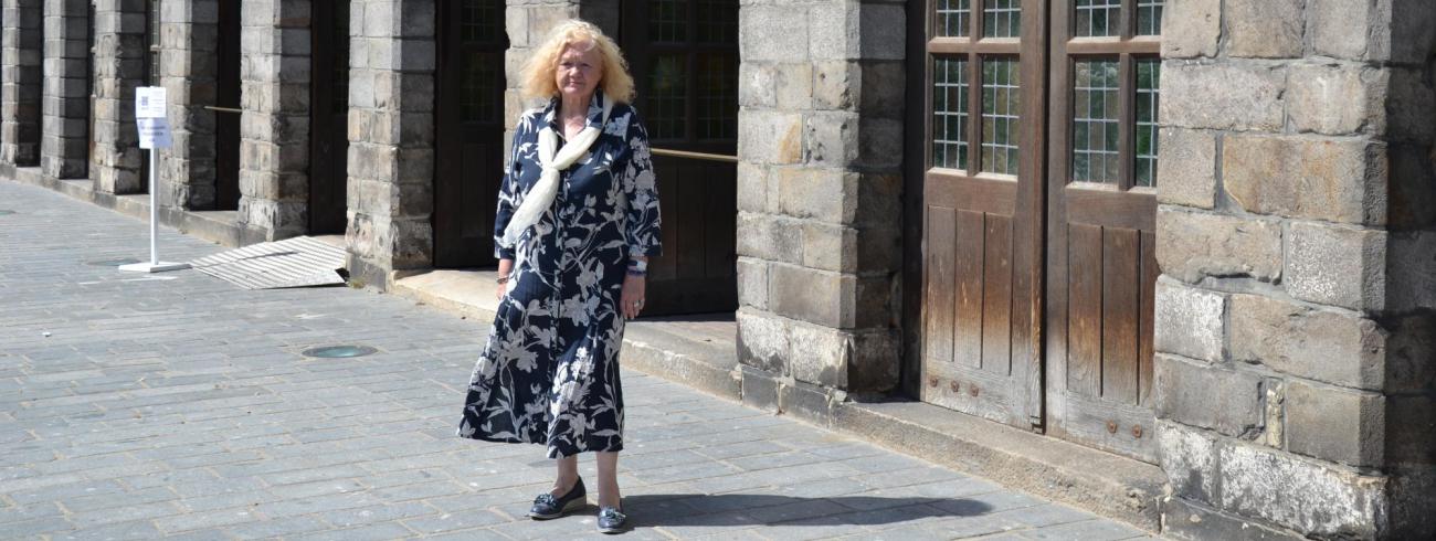 “Donald Trump is met de taliban gaan spreken over een mogelijke regeringsdeelname alsof de taliban een politieke partij zijn.  Maar dat zijn ze niet, in godsnaam. Maar wat doe je eraan?”, verzucht Jennie Vanlerberghe. © fv