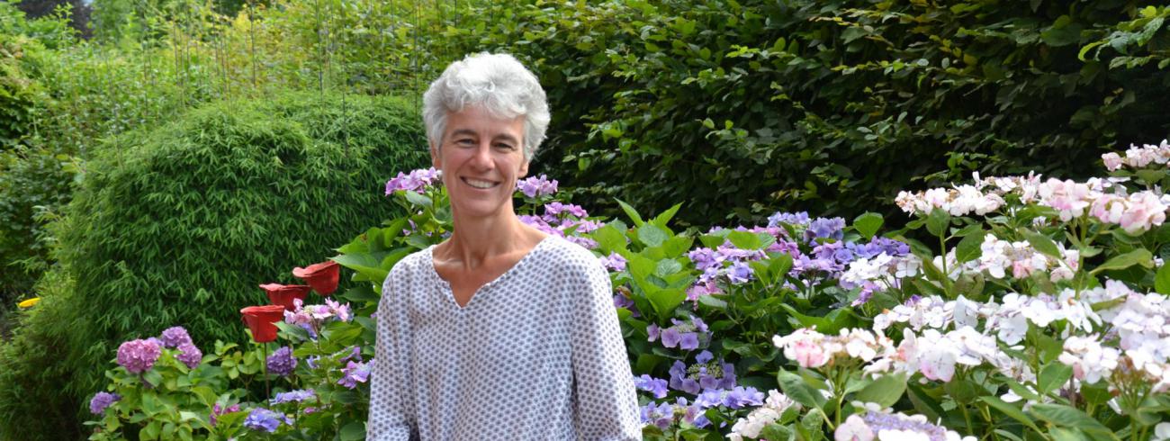 “Je mag niet onderschatten hoeveel pijn er soms zit onder de grote mildheid van iemand die de dood in de ogen kijkt”, onderstreept Hilde Ingels.  “Maar, hoe lastig het leven soms ook is geweest, die laatste fase kan toch iets troostends worden." © fv