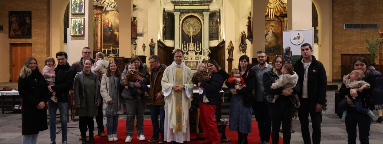 Maria-Lichtmis in de Sint-Aldegondiskerk in Zwevezele op zaterdag 8 februari 